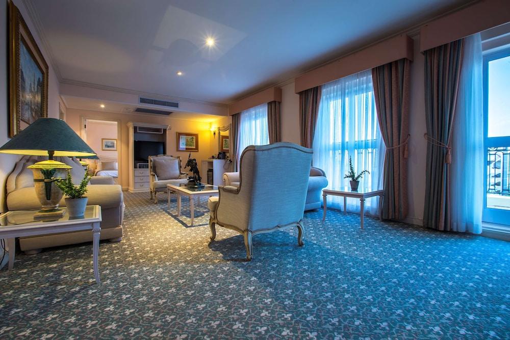 Hotel Le Vendome Cape Town Eksteriør bilde Suite